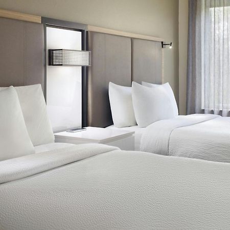 Springhill Suites Raleigh-Durham Airport/Research Triangle Park Екстер'єр фото