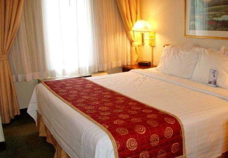 Springhill Suites Raleigh-Durham Airport/Research Triangle Park Номер фото