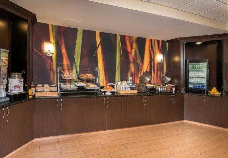 Springhill Suites Raleigh-Durham Airport/Research Triangle Park Екстер'єр фото
