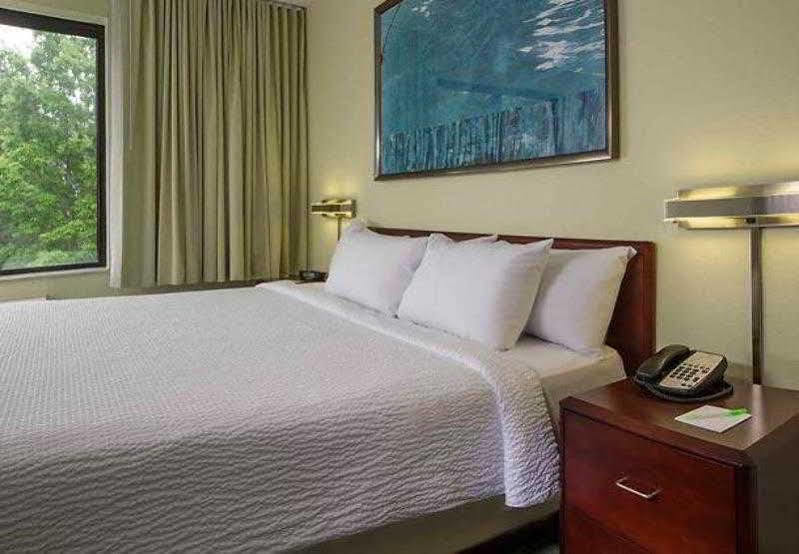 Springhill Suites Raleigh-Durham Airport/Research Triangle Park Екстер'єр фото